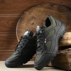 Men Canvas Trekking Shoes